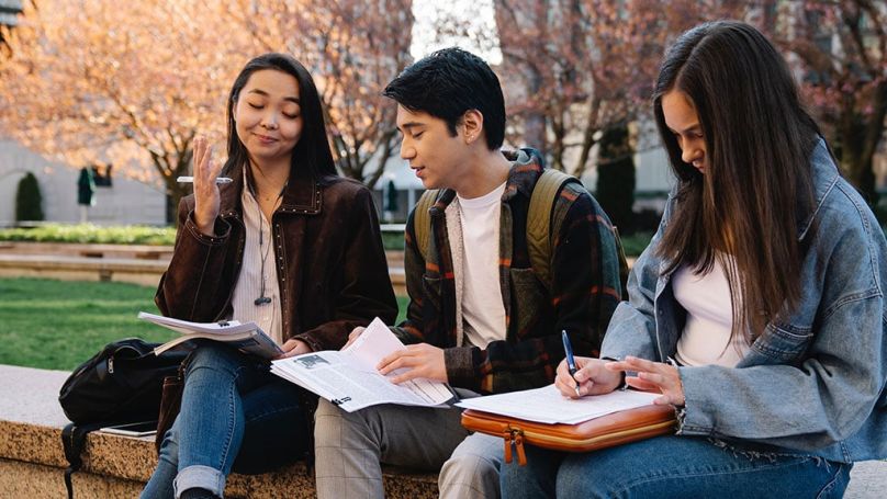 international students studying at US university