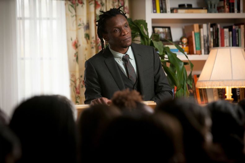 Ishion Hutchinson speaks in front of an audience.