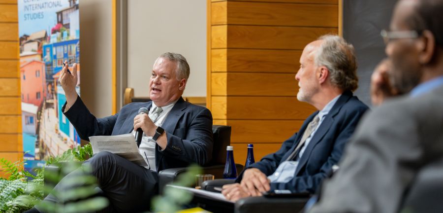 Chris Barrett speaking at Lund debate 2025