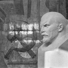 Bust of Lenin and a mosaic of the hammer and sickle inside the Moscow Palace of Youth (Moskovskogo Dvortsa Molodezhi)