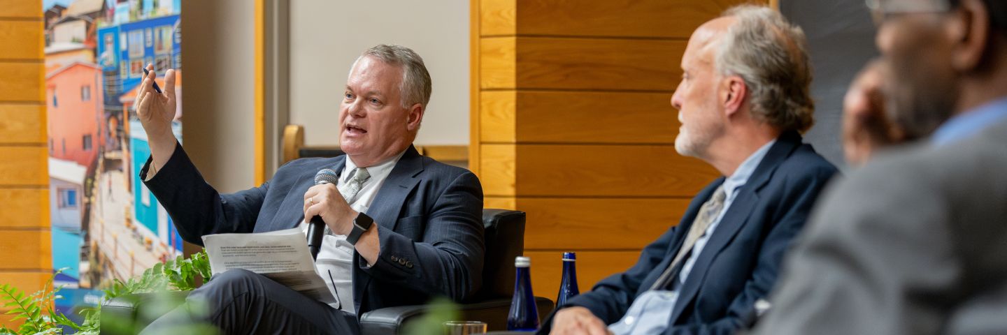 Chris Barrett speaking at Lund debate 2025