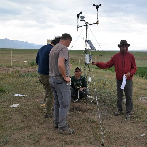 Kassam climate/calendar research team in the field