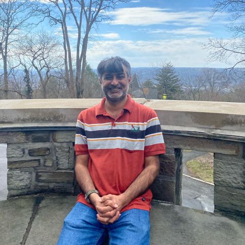 Visiting scholar Abdul Haque Chang on campus