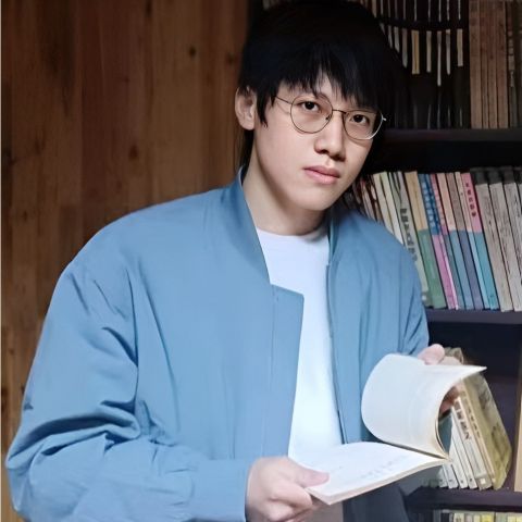 A photo of Xiulin Zhang